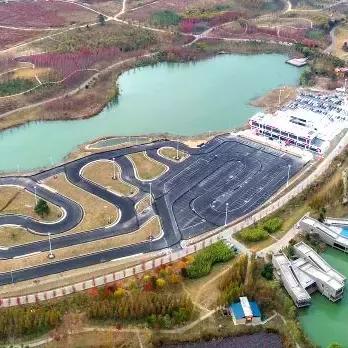 (足球 传奇)2003年嘟嘟传奇：一段耳熟能详的足球传奇故事