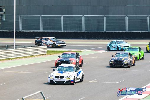 (比赛中黄牌是什么意思)惊险刺激!黄牌竞速赛场上的速度与激情让人心跳加速 (比赛中黄牌是什么意思)惊险刺激!黄牌竞速赛场上的速度与激情让人心跳加速