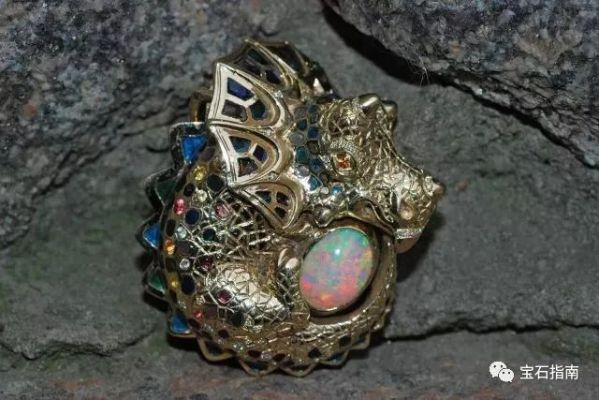 英雄的铁匠17种奇特首饰盘点:再现古老传说与都市神话,揭秘非凡手艺与独特魅力之混搭艺术