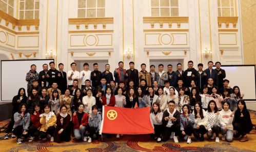 放学别走：酱子贝的青春记忆与成长故事，揭秘校园中那些难忘的瞬间