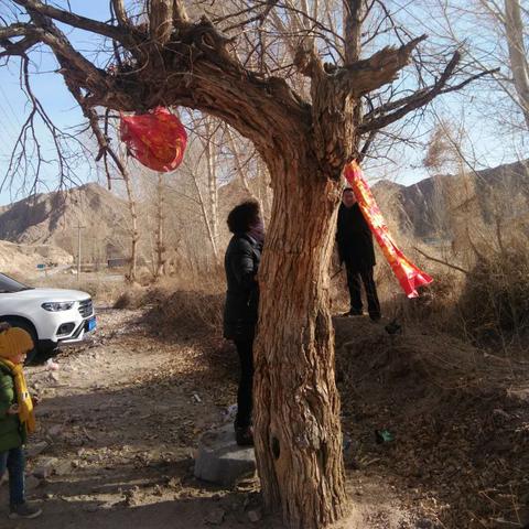 烽火龙城180传奇：重温经典传奇游戏的热血岁月与传奇英雄的冒险故事