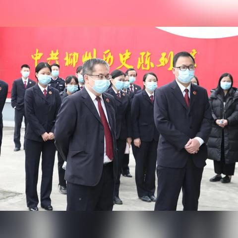 烽火龙城180传奇：重温经典传奇游戏的热血岁月与传奇英雄的冒险故事