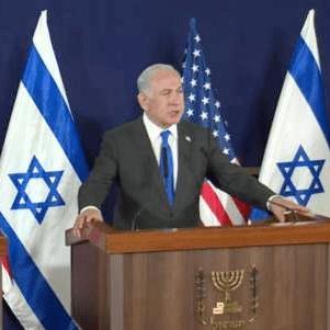 (战争中的平民生存指南)在战争蔓延的世界里：战争下的平民生存手册