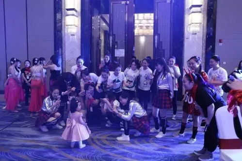 (圣诞节派对活动)独具创意的圣诞派对活动策划，让你的假期更加精彩！