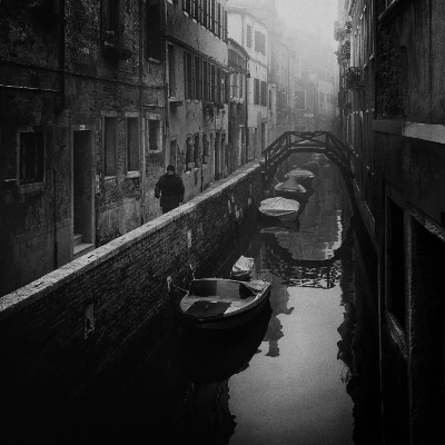 (寂无.都市)寂无·都市：一个饱经沧桑的城市，深藏着无尽的孤独与无奈