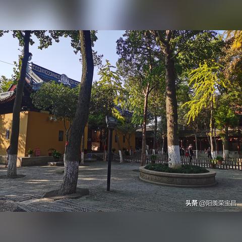 (南朝四百八十寺 多少楼台烟雨中是哪里)南朝四百八十寺多少楼台烟雨中，历史的沉淀与文化的升华共存