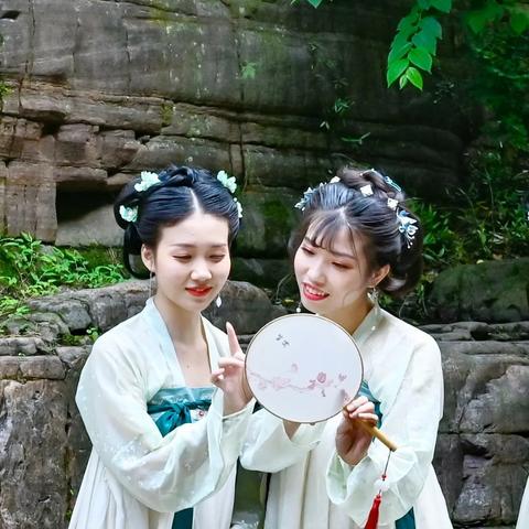 (穿越时空召唤,全新角色登场,全面介绍)穿越时空召唤，全新角色登场，全面介绍