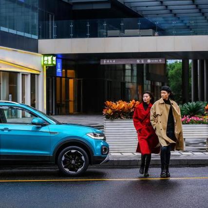 (像素探险有哪些好玩的游戏)探寻官方像素网素材官网入口及下载资源路径