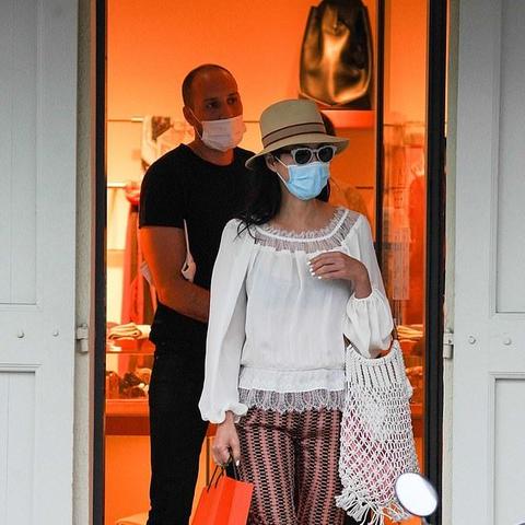 (闲置海滩大亨破解版)闲置海滩大亨无限钞票：挖掘被遗忘的财富之路