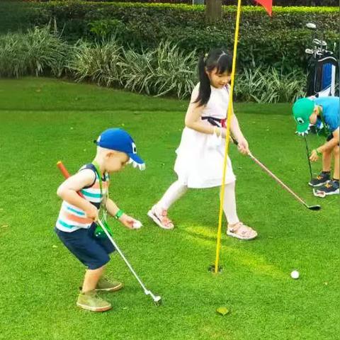 《进击的弓箭手》是一款模仿什么游戏的经典作品，揭示其背后的创作灵感与游戏特色分析