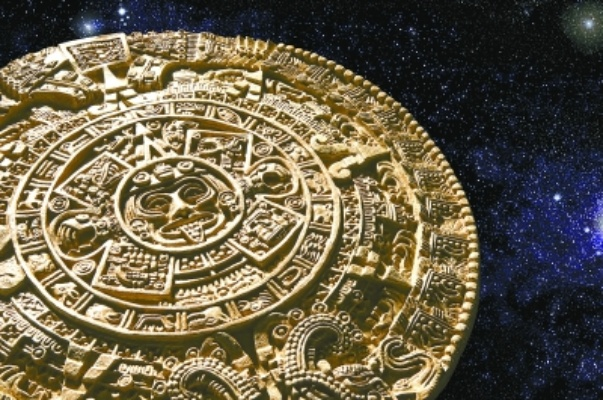 (阿兹特克太阳历石)探索古老文明：阿兹特克四个太阳纪与传奇创世神话
