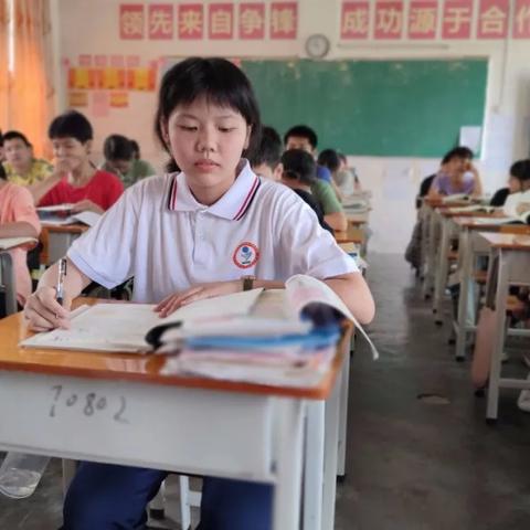 深度剖析：《天行健》残酷结局引发全民热议，是作家艺术手法还是对现实的绝望诠释？