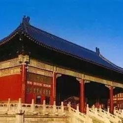 神不在屋顶，他在心中藏着——探讨宗教信仰的深刻内涵和个人修行之道